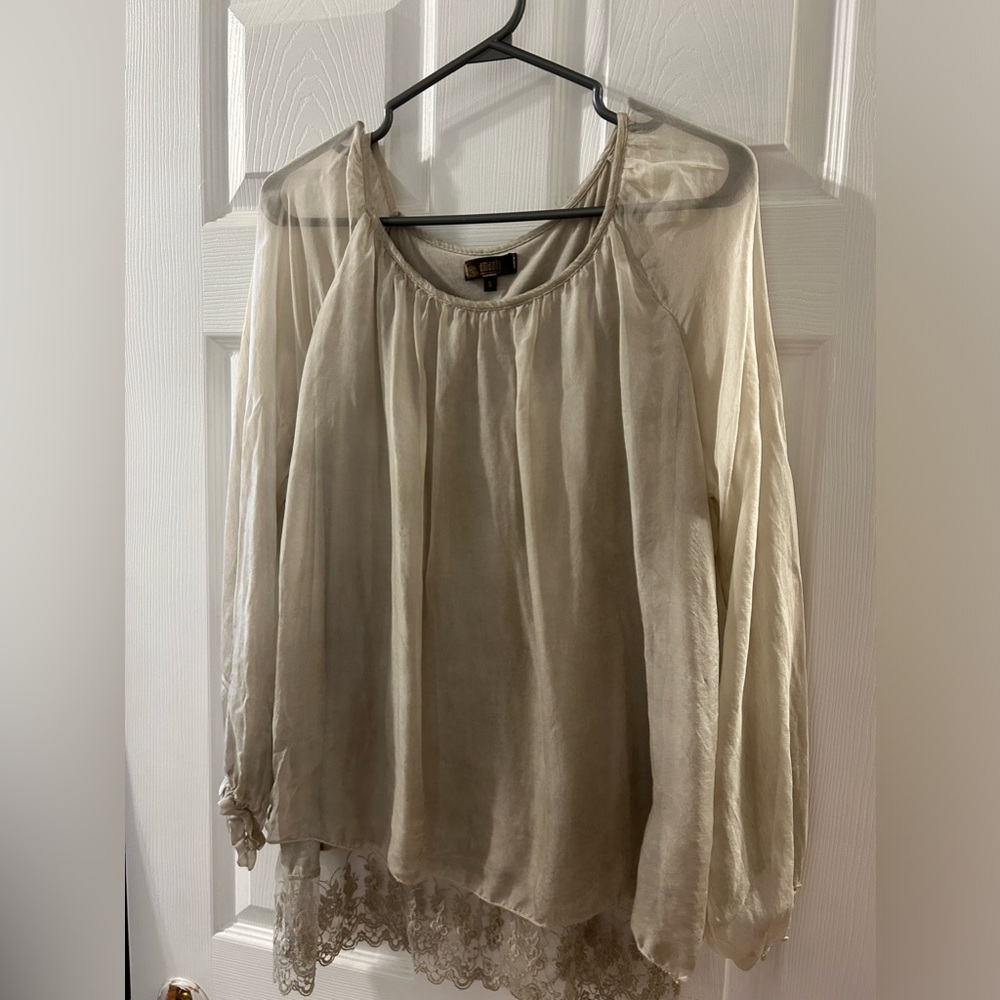 Amanti, made in Italy silk blouse